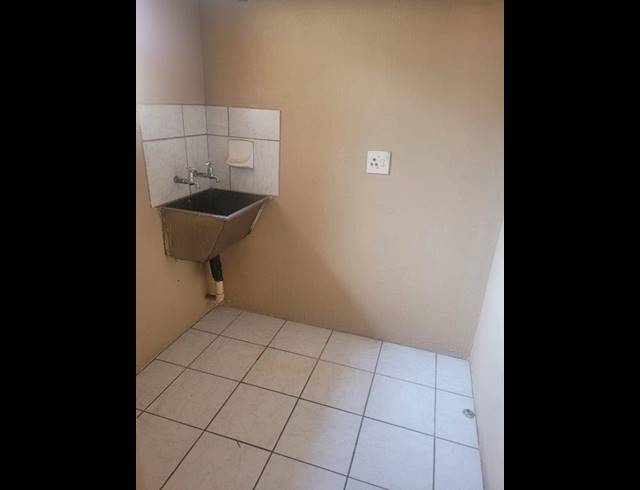3 BEDROOM HOUSE FOR SALE IN KWAGGASRAND